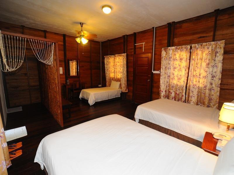 Bilit Rainforest Lodge Сандакан Экстерьер фото